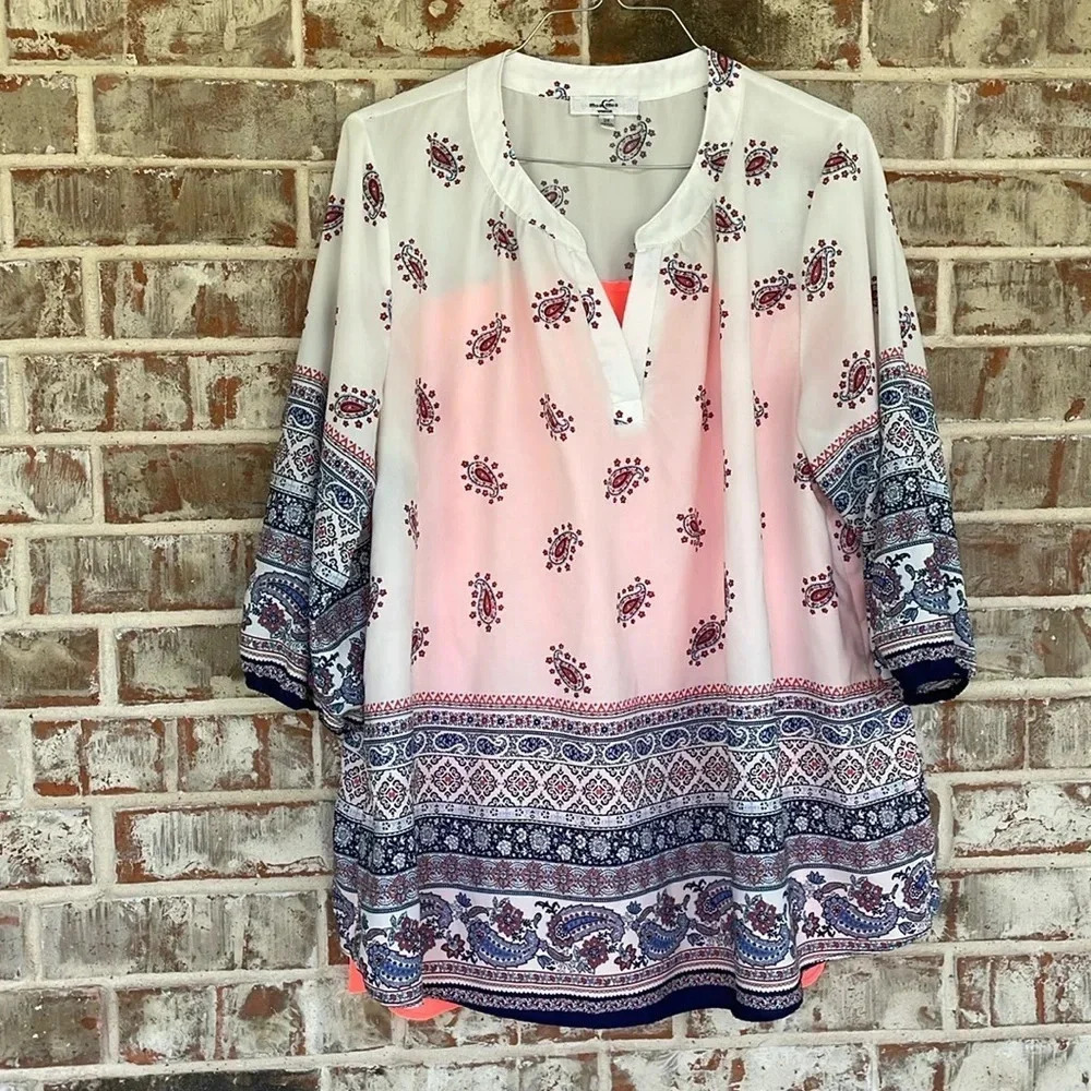 Moa Moa Woman Paisley Border Print Three-Quarters Sleeved Blouse